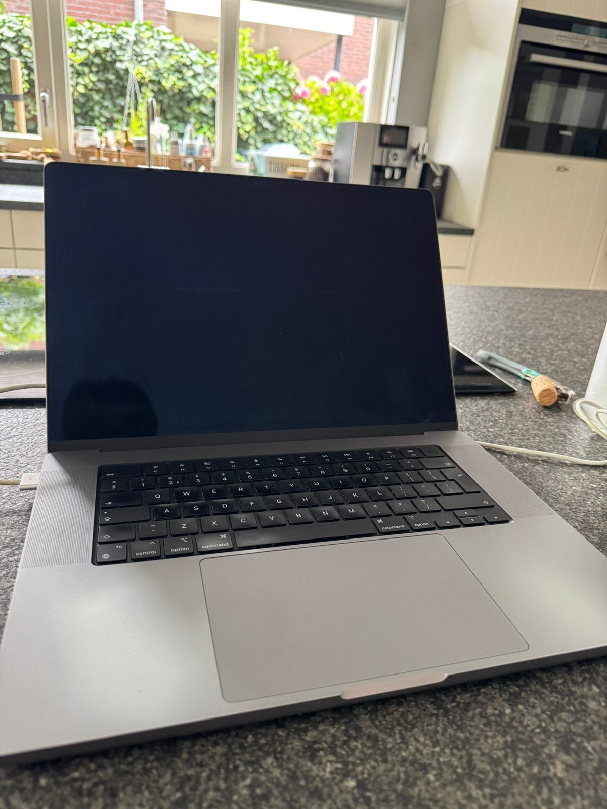 Apple MacBook Pro 16 inch (M1 Max, 32GB RAM, 1TB), Computers en Software, Laptopstandaarden, Ophalen, Gebruikt