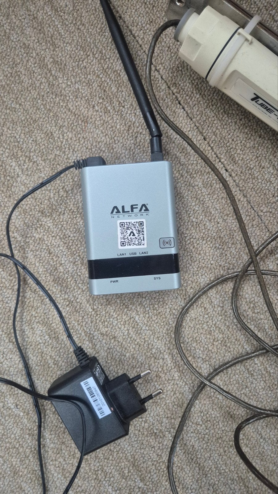 Alfa Network WiFi CampPro 2 Router met Tube-U Extender, Ophalen of Verzenden, Gebruikt, Router, Alfa Network
