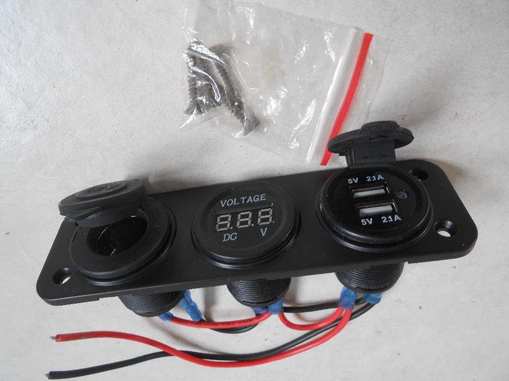 auto / camper inbouw contacten 12 volt / usb, Ophalen of Verzenden, Nieuw