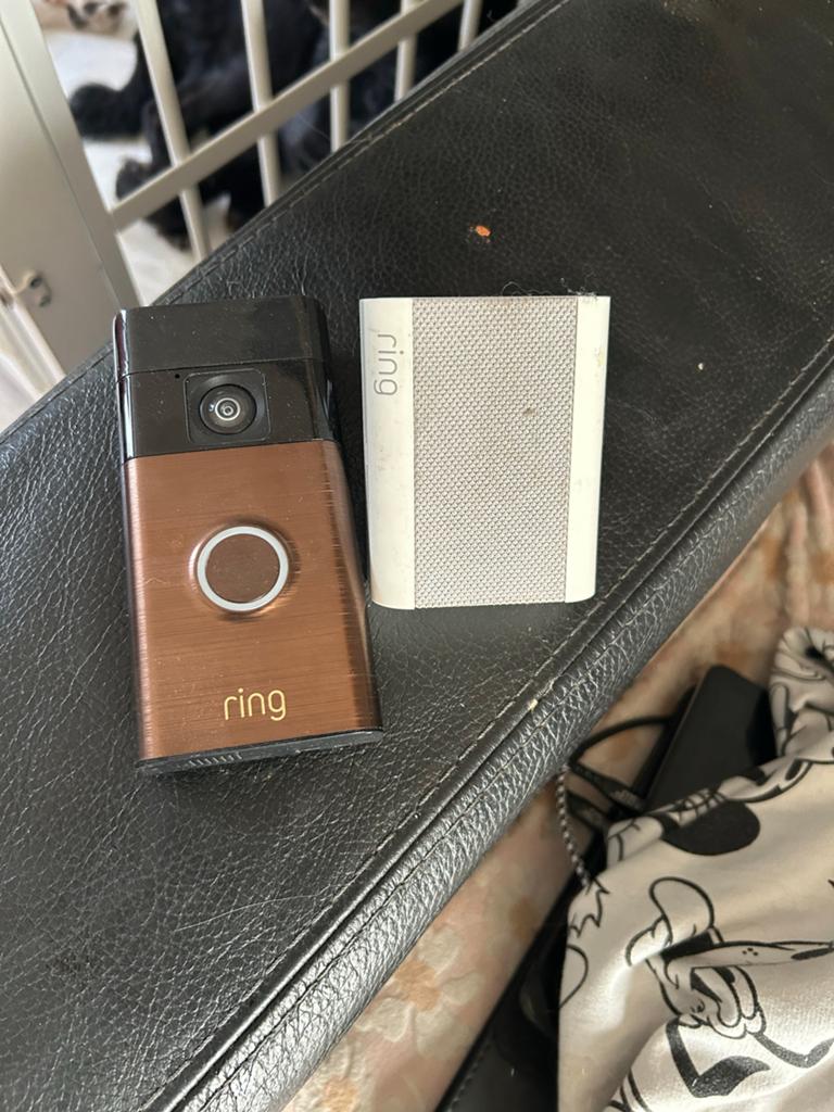 Ring Video Deurbel met Chime - Brons, Huis en Inrichting, Deurbellen, Ophalen, Bewegingsdetectiesensor, Gebruikt, Draadloos
