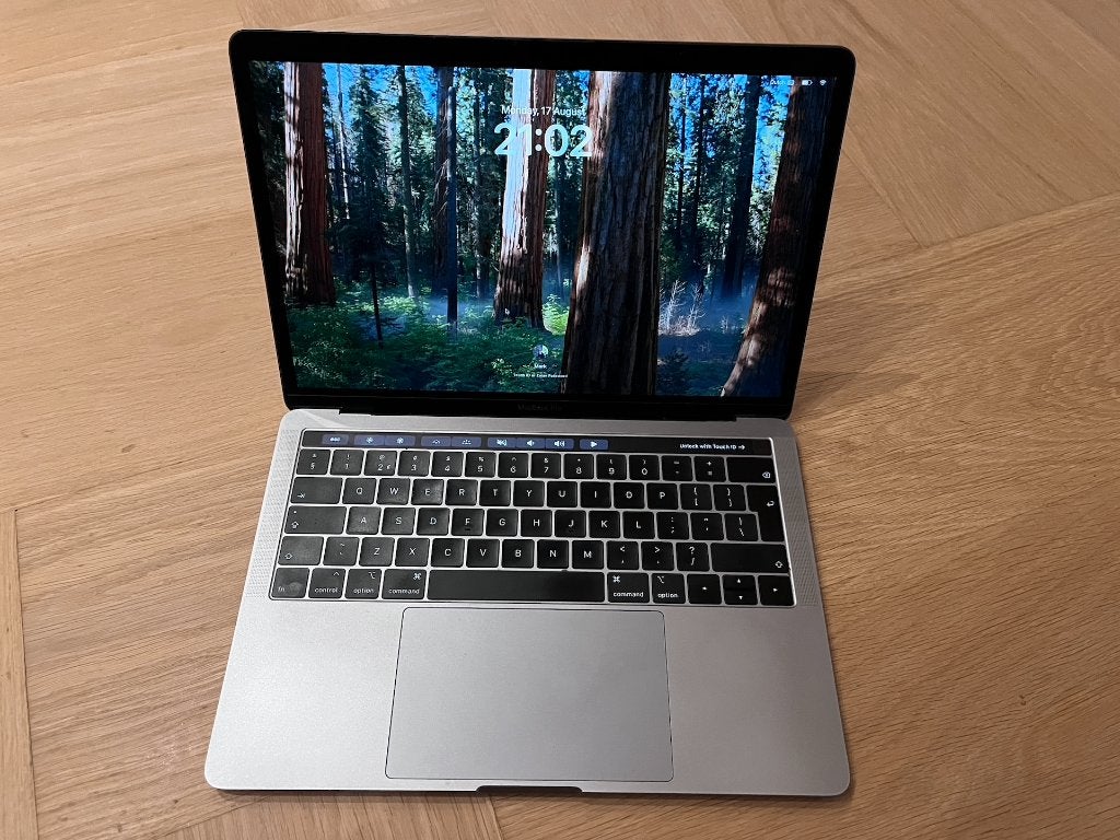 MacBook Pro 13 inch 2018 i7 16gb nette staat, Computers en Software, Apple Macbooks, 256 GB, 2 tot 3 Ghz, Qwerty, 13 inch