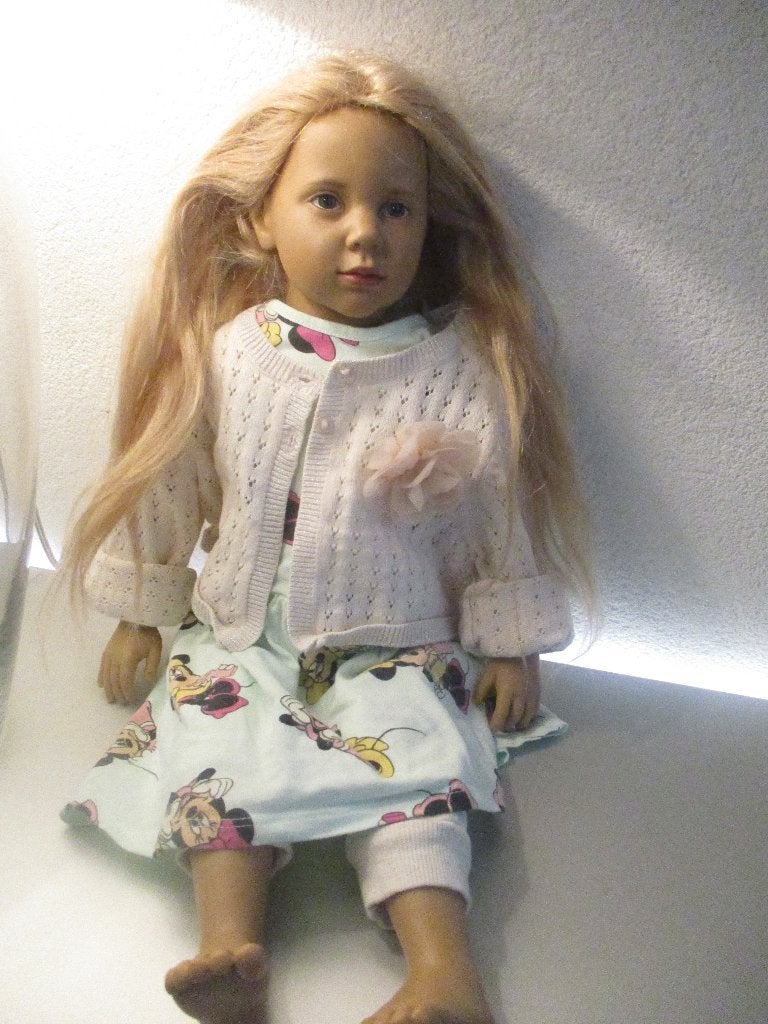 Sigikid Ilse Wippler  56 cm Shirley Kiga Kids  10/ 84 serie, Verzamelen, Ophalen of Verzenden, Zo goed als nieuw, Pop