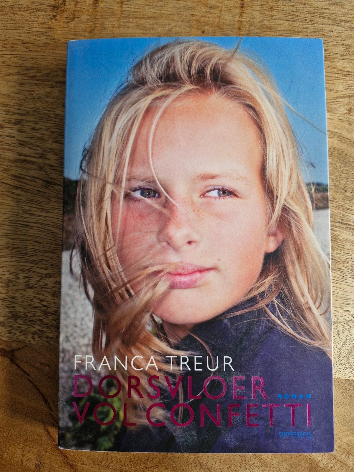 Franca Treur - Dorsvloer vol confetti (roman), Ophalen, Gelezen, Franca Treur, Nederland