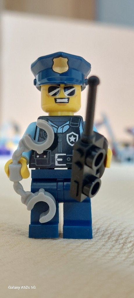 Lego agent minifigure met logo op de pet., City, Lego, Nieuw, Ophalen of Verzenden