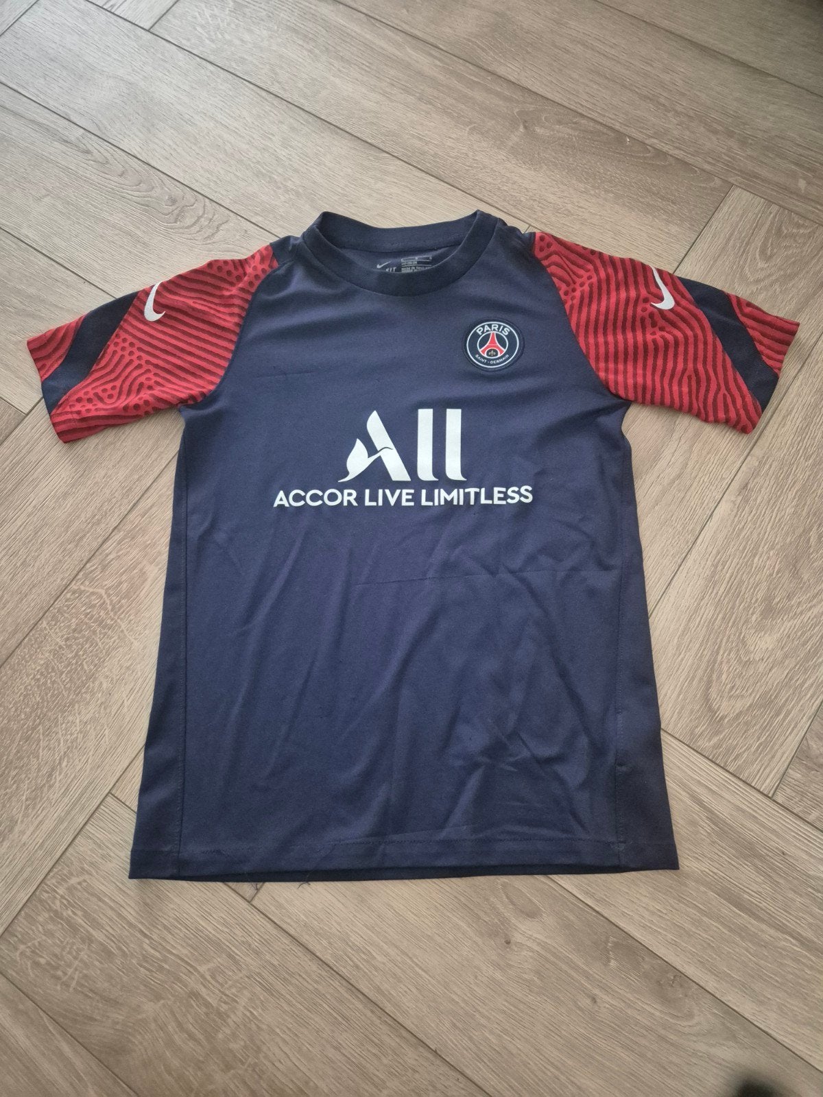 PSG voetbalshirt - Maat 128 (7-8 jaar), Ophalen of Verzenden, Gebruikt, Nike, Jongen of Meisje