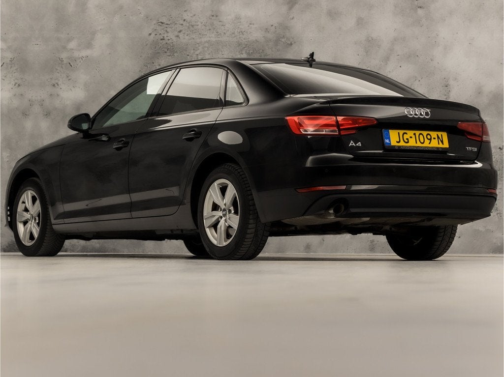 Audi A4 1.4 TFSI Sport 150Pk (GROOT NAVI, CLIMATE, GETINT GL, Auto's, Audi, Voorwielaandrijving, 12 maanden, Stof, Gebruikt