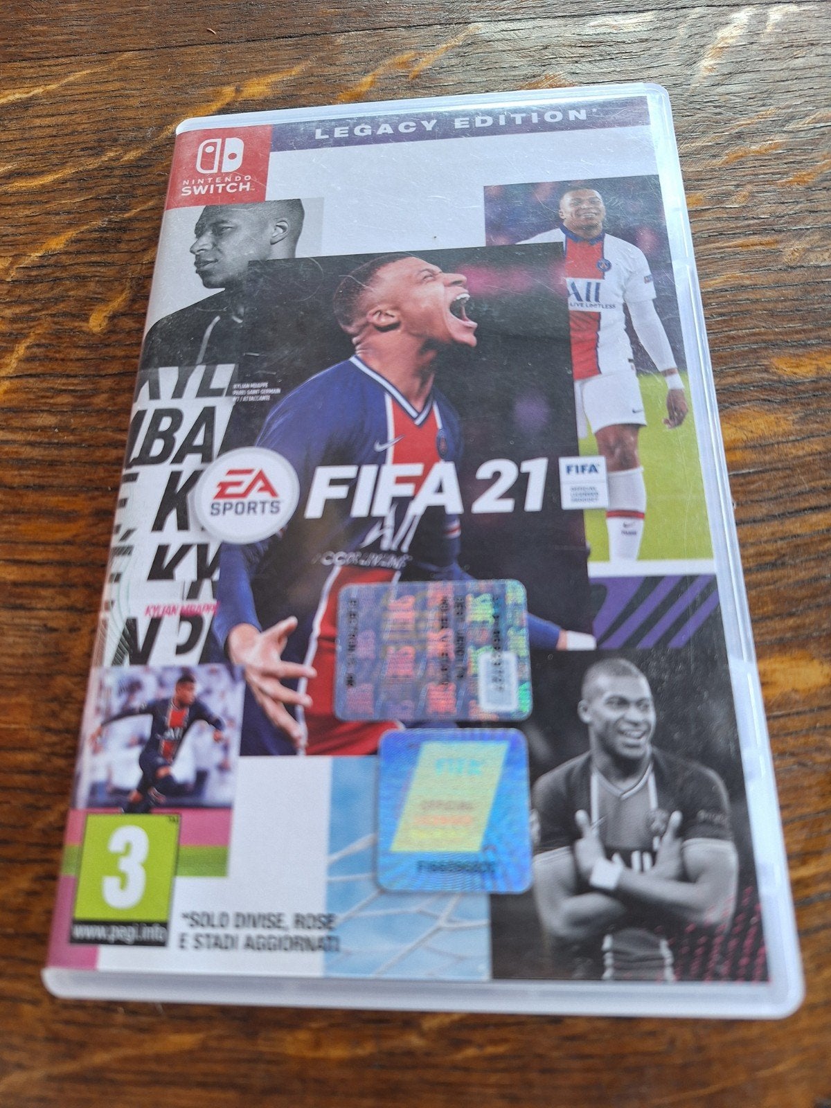 Farming Simulator 23 & FIFA 21 voor Nintendo Switch, Spelcomputers en Games, Ophalen of Verzenden, Zo goed als nieuw, Met games
