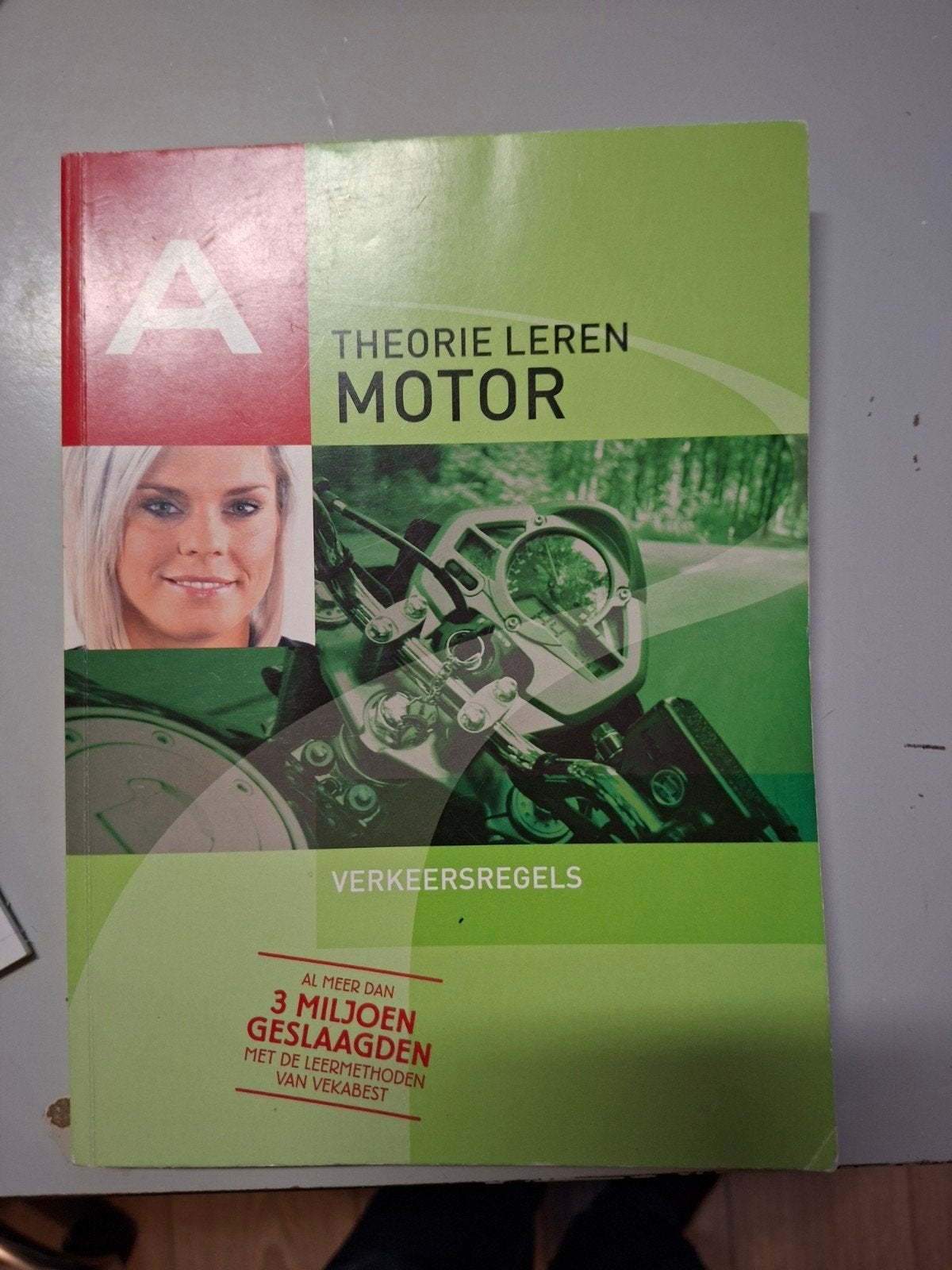 Theorie Leren Motor Verkeersregels - VekaBest, Ophalen of Verzenden, Gelezen, Niet van toepassing, VekaBest