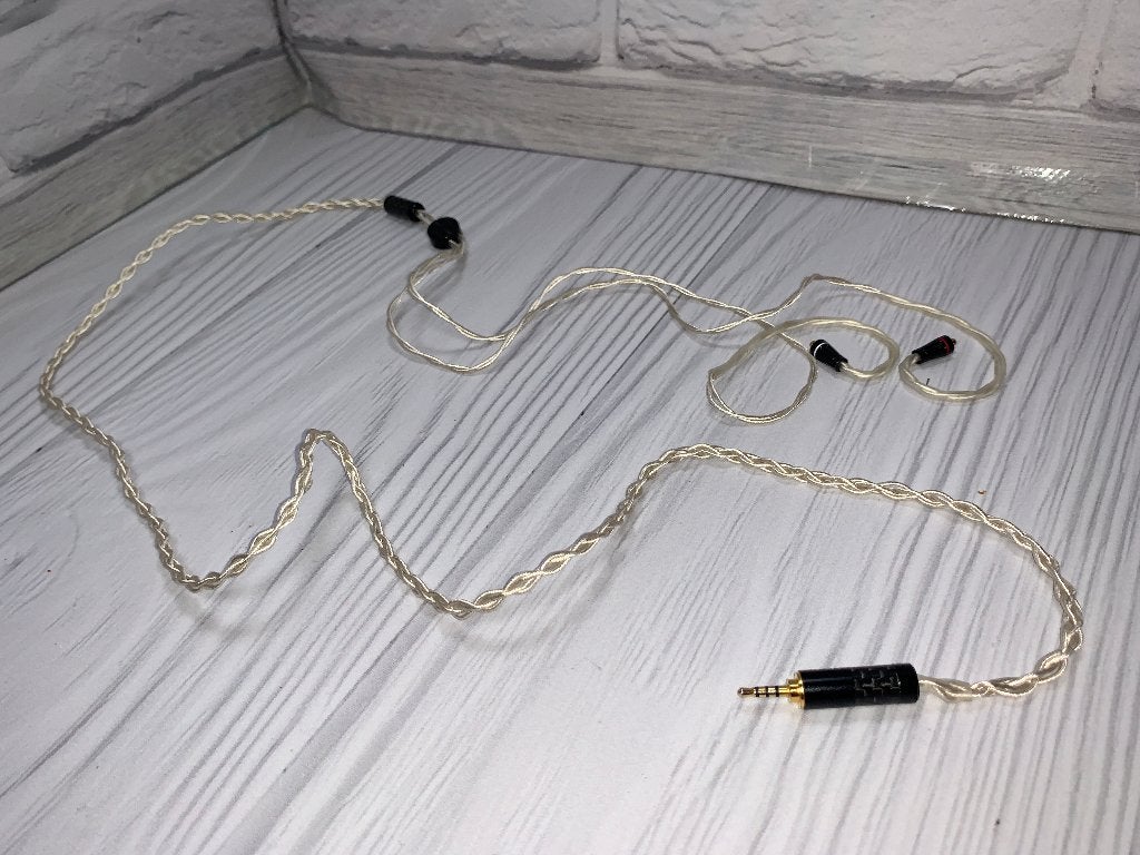 ISN Audio S4 MMCX - 2.5mm hoofdtelefoonkabel, Verzenden, Zo goed als nieuw, Minder dan 2 meter, Overige kabels