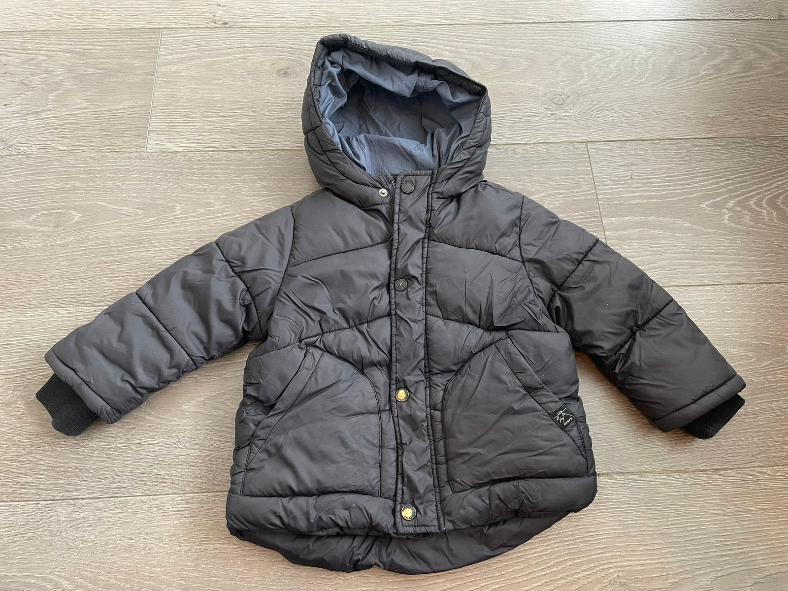 Zara winterjas zwart maat 92, Kinderen en Baby's, Ophalen of Verzenden, Gebruikt, Jongen, Jas