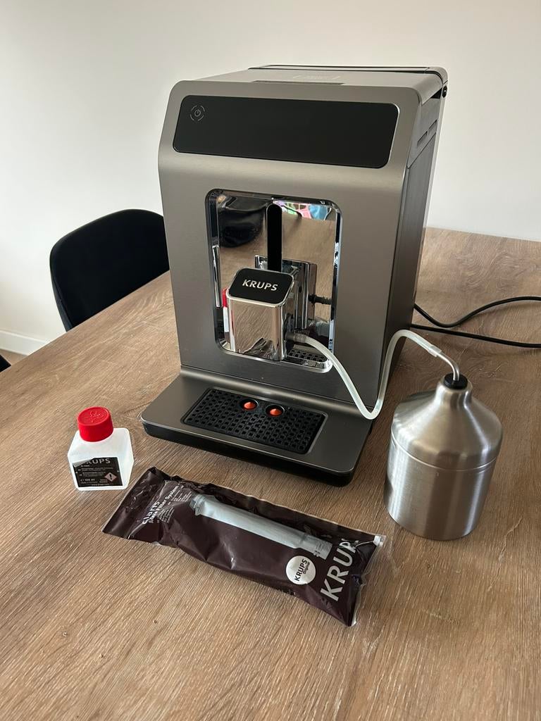 Krups evidence EA89 volautomaat koffiemachine, Ophalen, Zo goed als nieuw, Koffiemachine