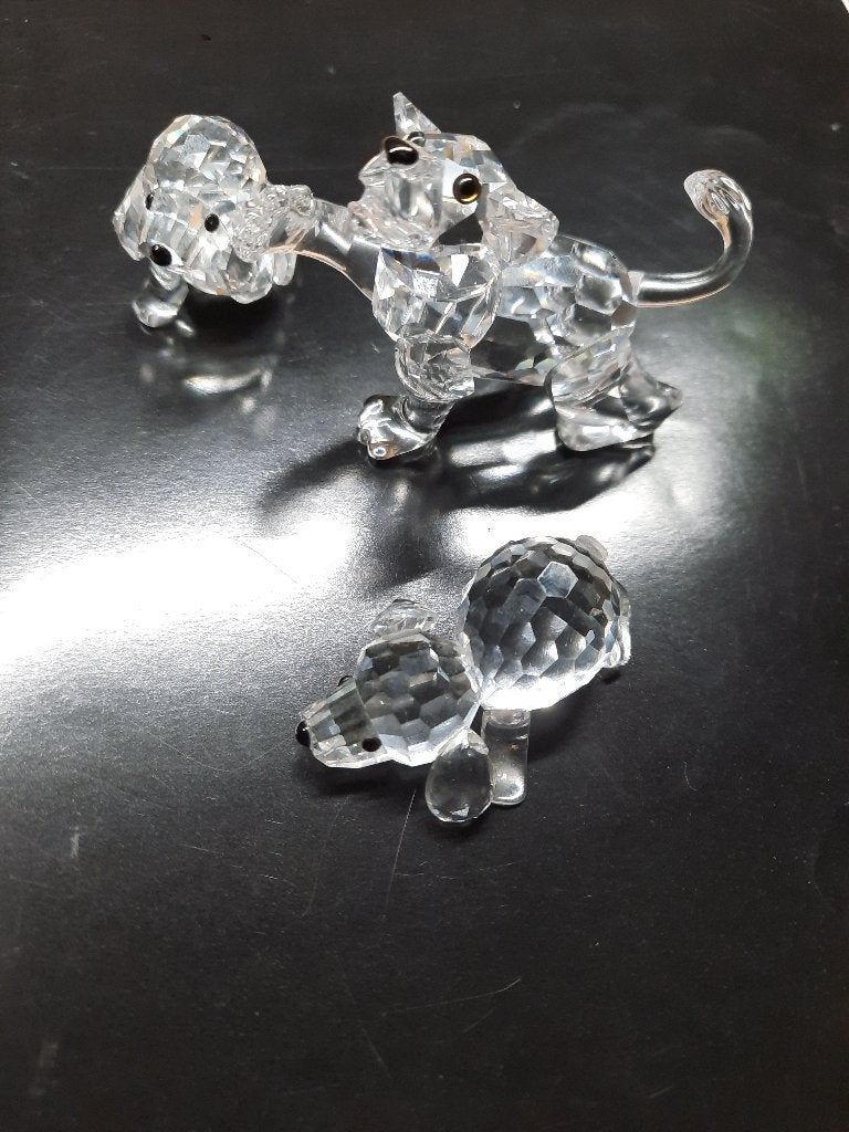 Swarovski. 3 honden. Doe een redelijk bod, Verzamelen, Swarovski, Ophalen of Verzenden, Zo goed als nieuw, Figuurtje
