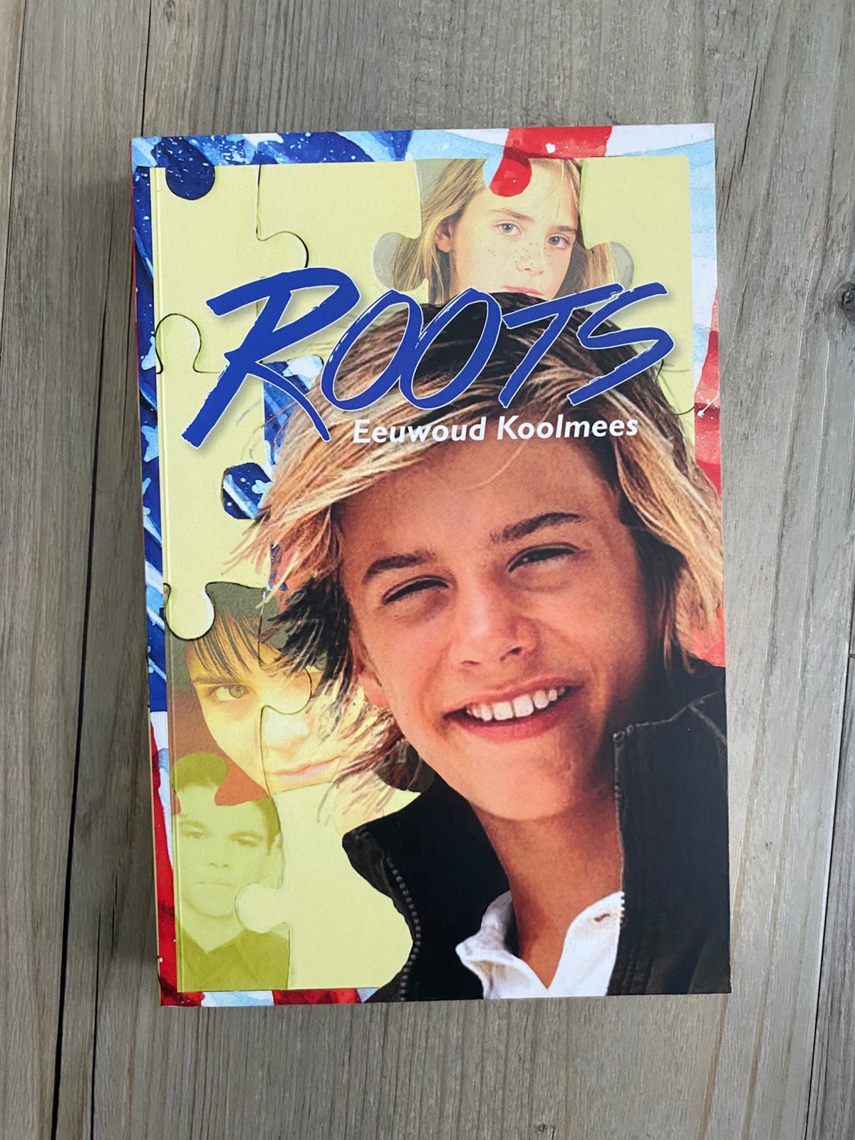 TE KOOP: Roots - Eeuwoud Koolmees, Ophalen, Zo goed als nieuw, Fictie