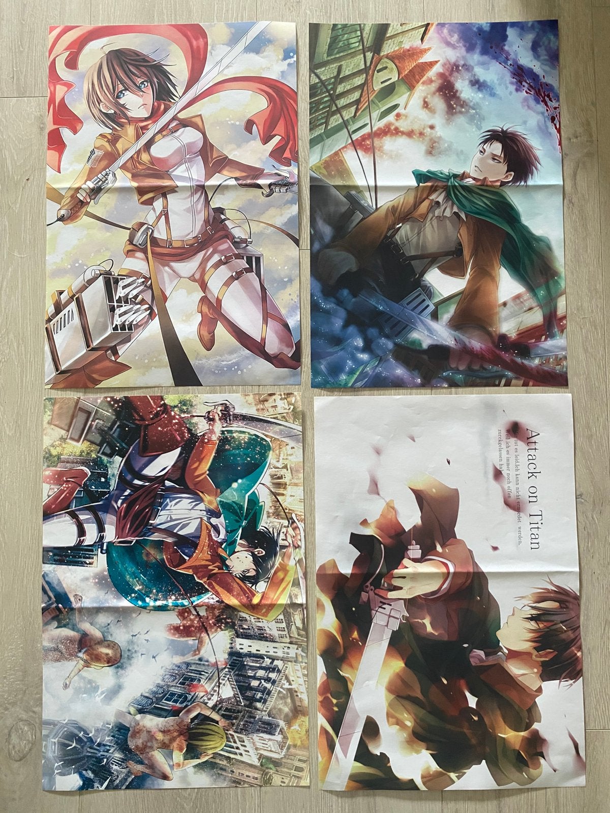Attack on Titan - 4 anime posters Mikasa Levi, Verzamelen, Ophalen, Nieuw, A1 t/m A3, Film en Tv