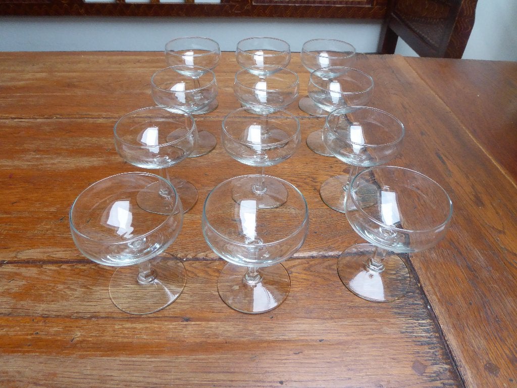12 vintage champagne coupes, Durobor