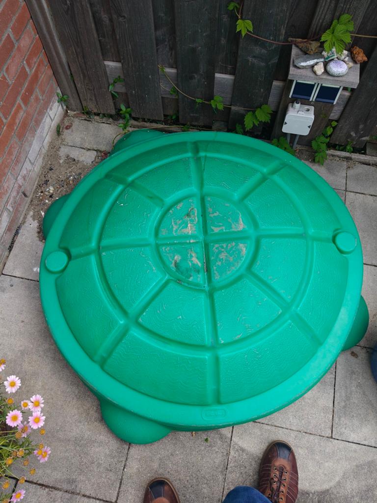 Little Tikes Schildpad Zandbak met speelgoed, Kinderen en Baby's, Speelgoed | Buiten | Zandbakken, Ophalen, Gebruikt