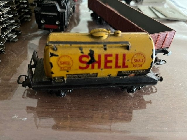 Vintage Shell tankwagon Märklin db 250.251, Gebruikt, Gelijkstroom of Wisselstroom, Wagon, Ophalen of Verzenden