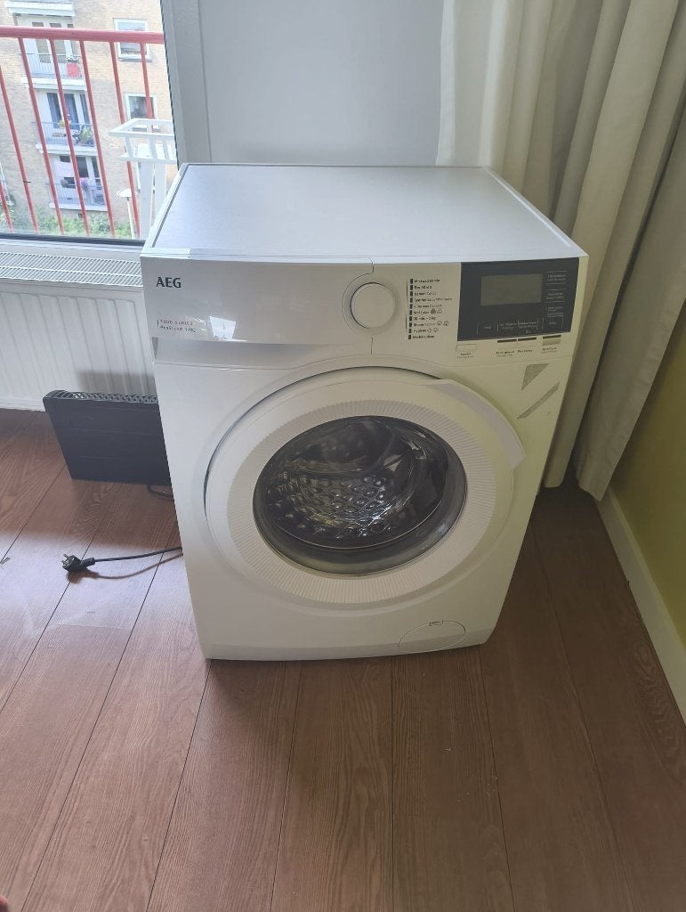 AEG 7000 Series Wasmachine, Witgoed en Apparatuur, Ophalen, 1200 tot 1600 toeren, 8 tot 10 kg, Zo goed als nieuw
