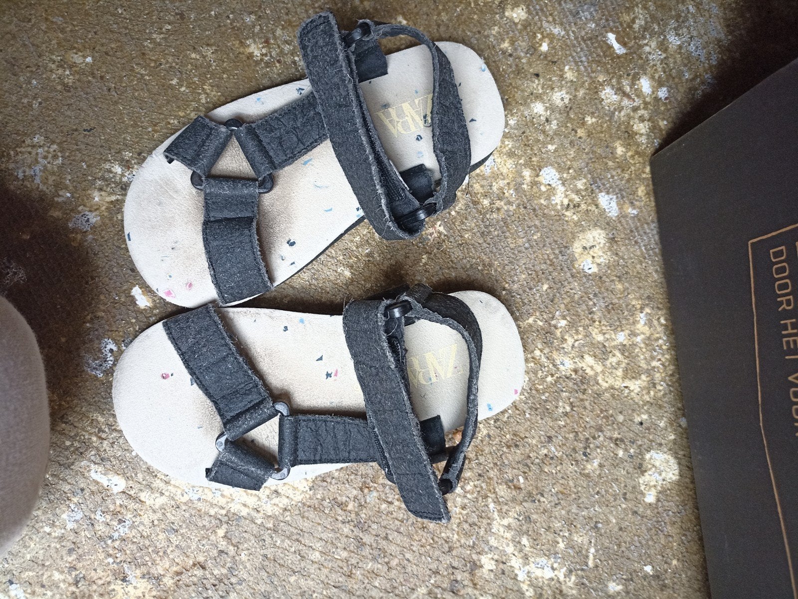 Zara sandalen maat 26 - comfortabel en stijlvol, Kinderen en Baby's, Kinderkleding | Schoenen en Sokken, Gebruikt, Jongen of Meisje