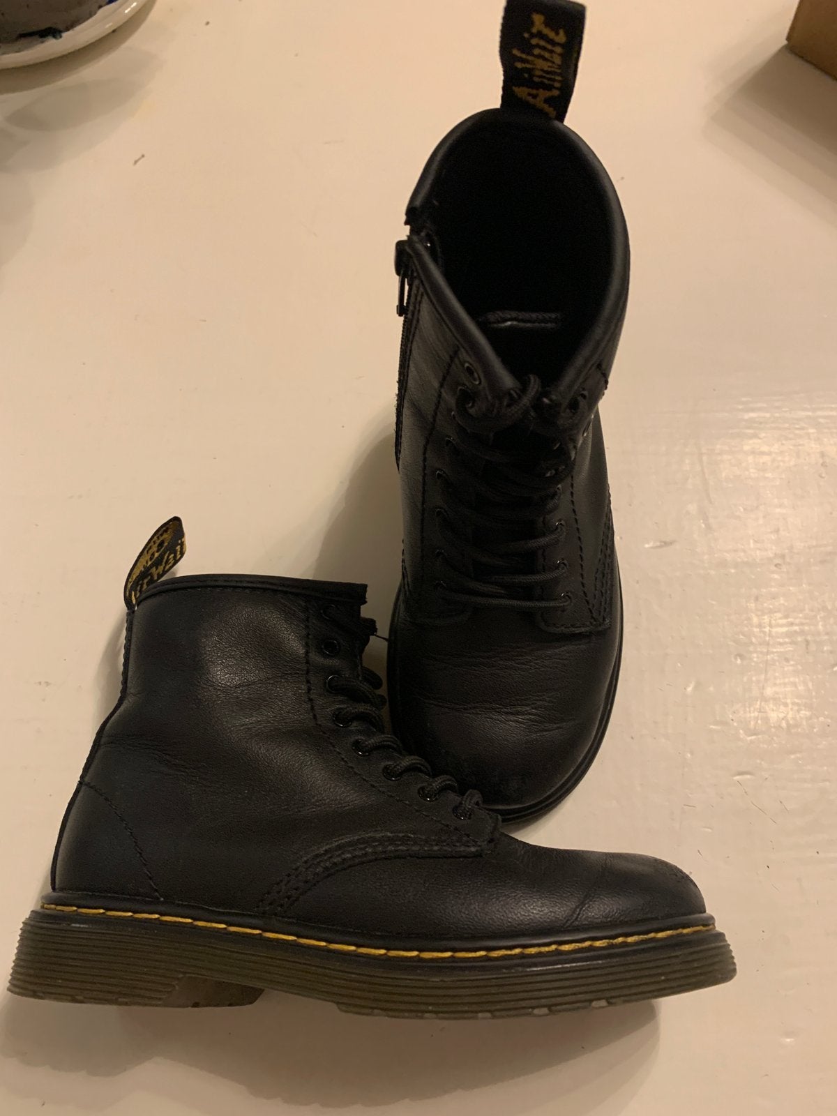 Dr Martens maat 27, Kinderen en Baby's, Kinderkleding | Schoenen en Sokken, Ophalen of Verzenden, Zo goed als nieuw, Meisje, Schoenen