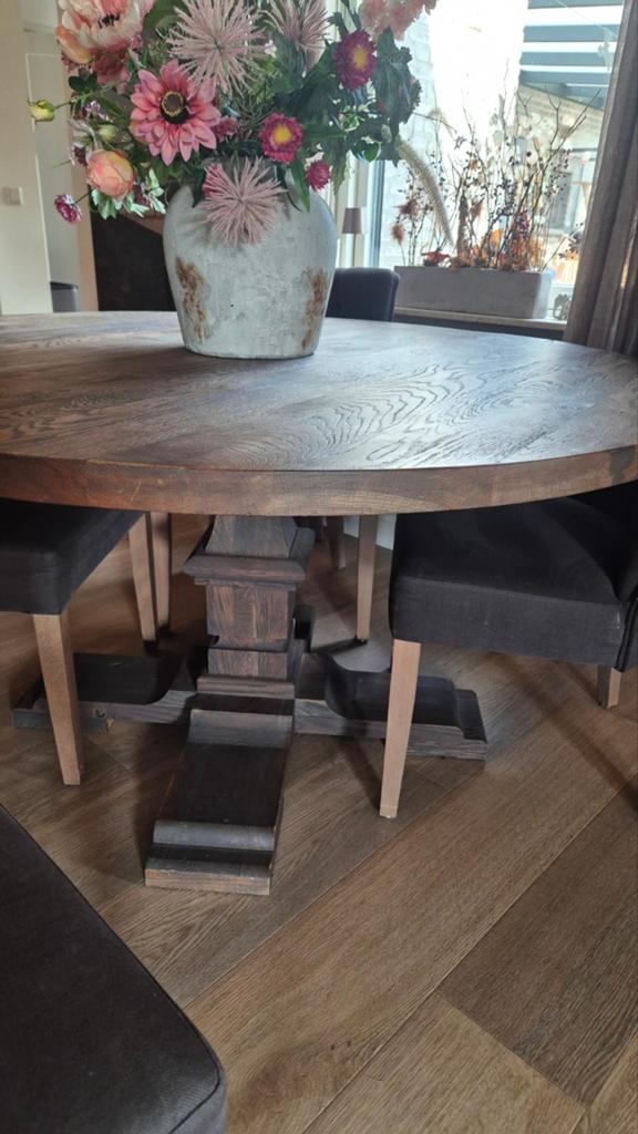 Massief eiken tafel met kolompoot 150 rond, Huis en Inrichting, Ophalen, 100 tot 150 cm, 200 cm of meer, Zo goed als nieuw