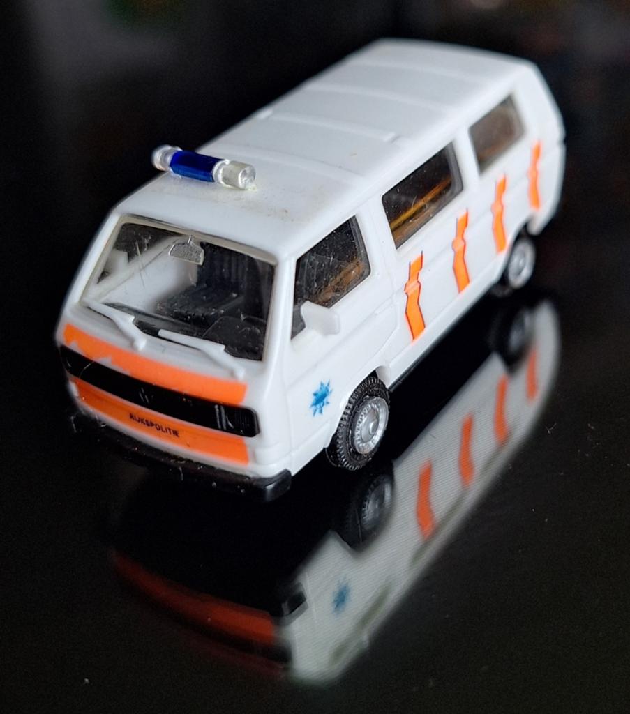 Herpa / volkswagen transporter "rijkspolitie", Ophalen of Verzenden, Gebruikt, Bus of Vrachtwagen, Herpa