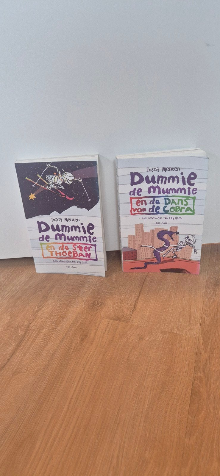 Dummie de Mummie boeken - Tosca Menten (2 stuks), Ophalen, Gelezen, Tosca Menten, Fictie algemeen