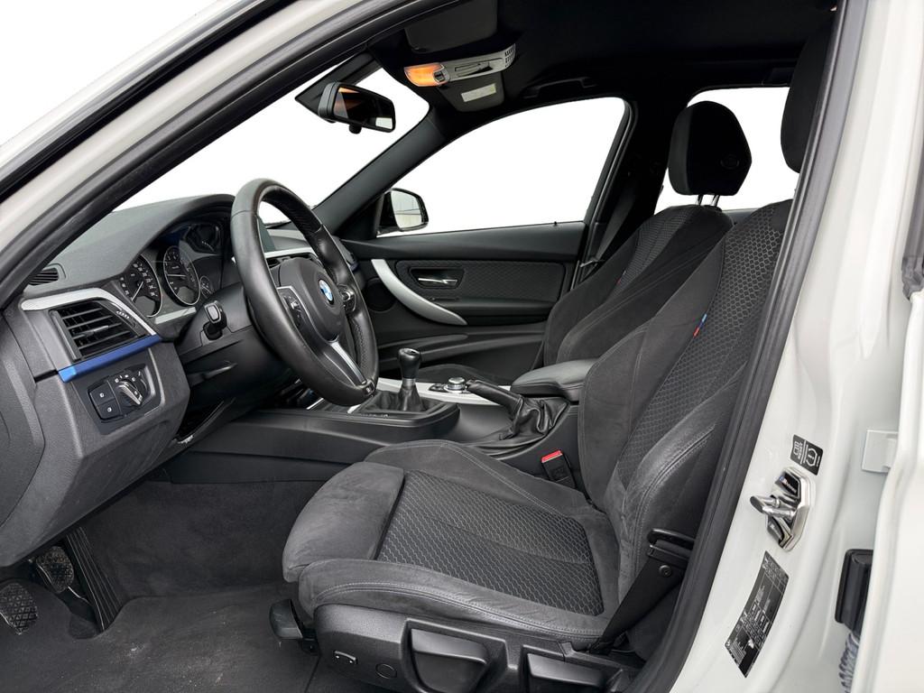 BMW 3-serie Touring 316i M Sport | M Pakket | Alcantara | NA, Auto's, BMW, Gebruikt, Euro 6, Met garantie (alle), Alcantara