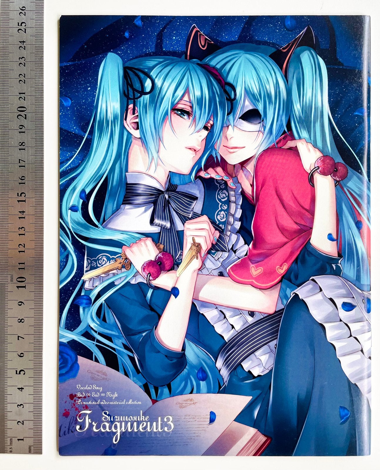 Vocaloid Fragments anime artbook - Suzunosuke, Ophalen of Verzenden, Zo goed als nieuw