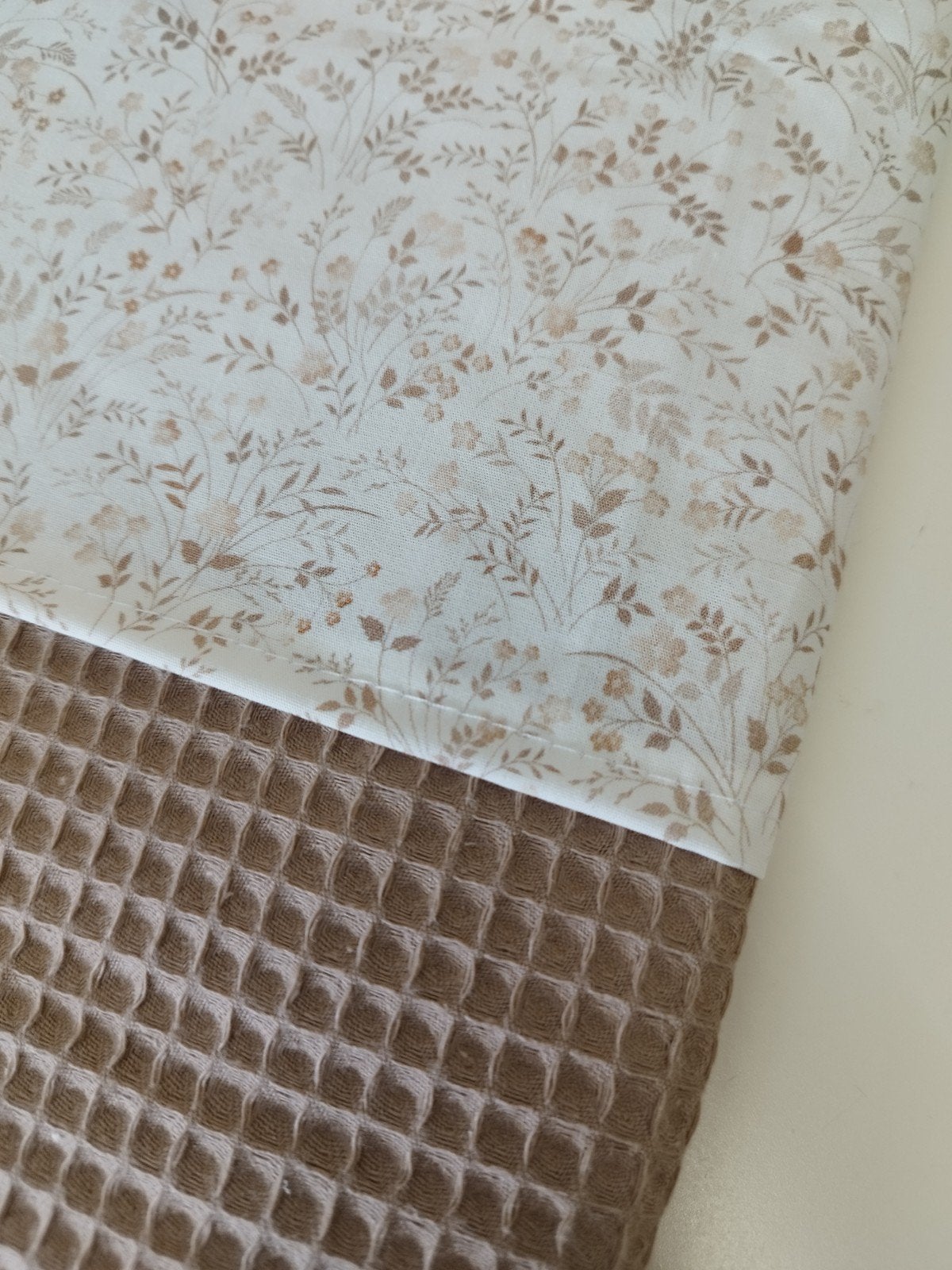 Wiegdeken taupe, Nieuw, Ophalen of Verzenden, Bruin, 100 cm