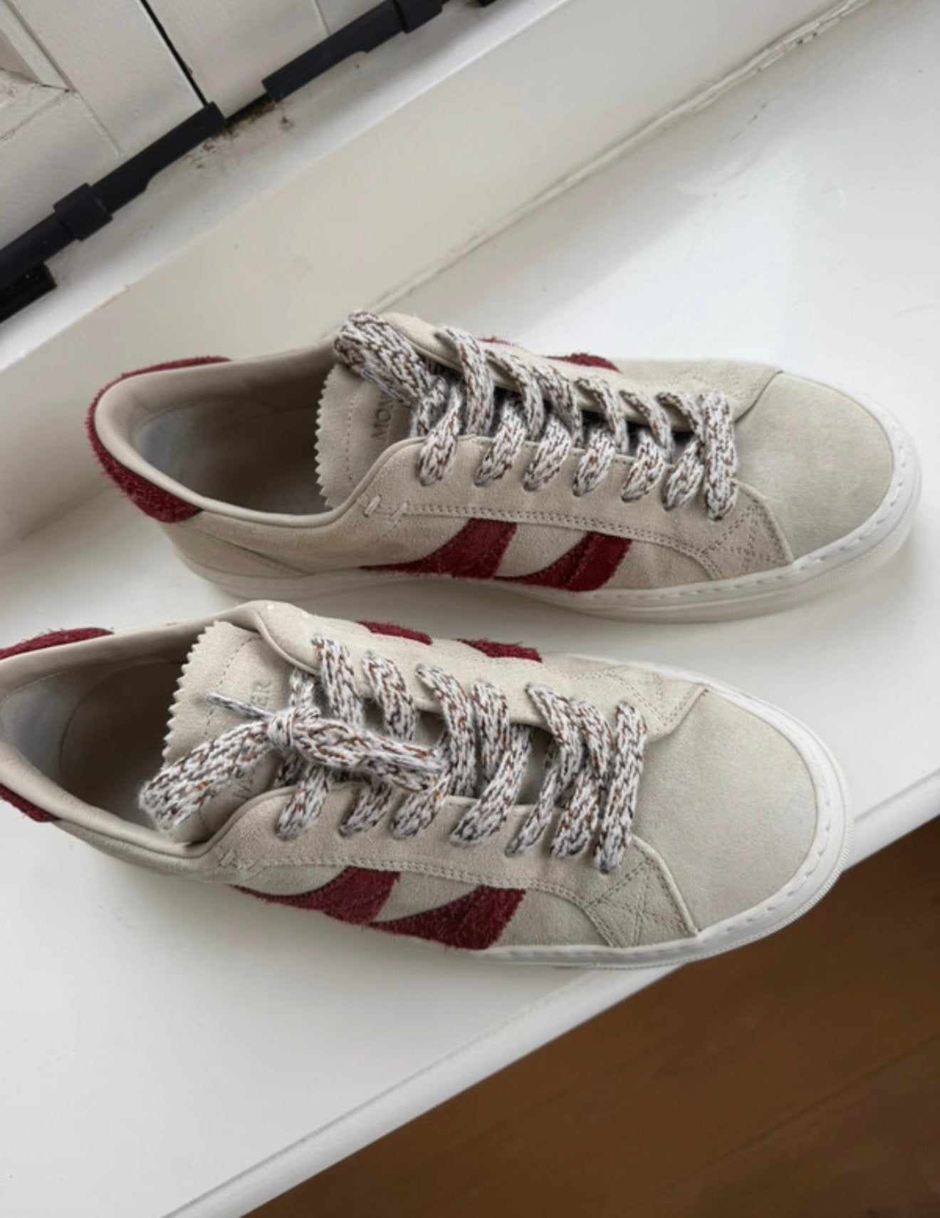 Moncler sneakers, Overige kleuren, Ophalen of Verzenden, Sneakers of Gympen, Zo goed als nieuw