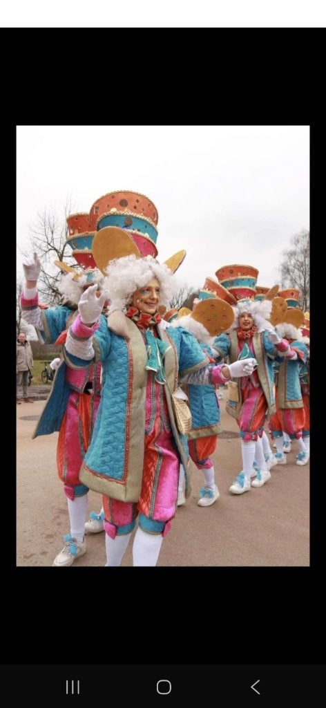 Carnavalskleding:GOUDZOEKERS, Kleding | Dames, Ophalen, Carnaval, Maat 46/48 (XL) of groter, Kleding