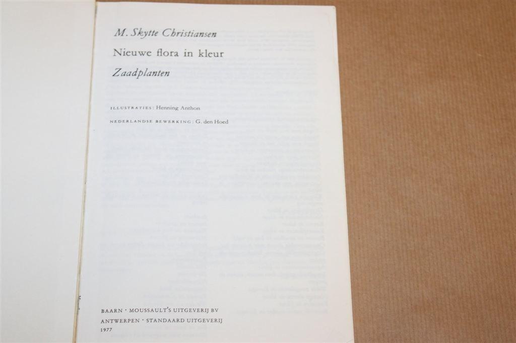 Nieuwe Flora in Kleur — Zaadplanten Natuurgids, 1977, Boeken, Natuur, Ophalen of Verzenden, Gelezen, Bloemen, Planten en Bomen