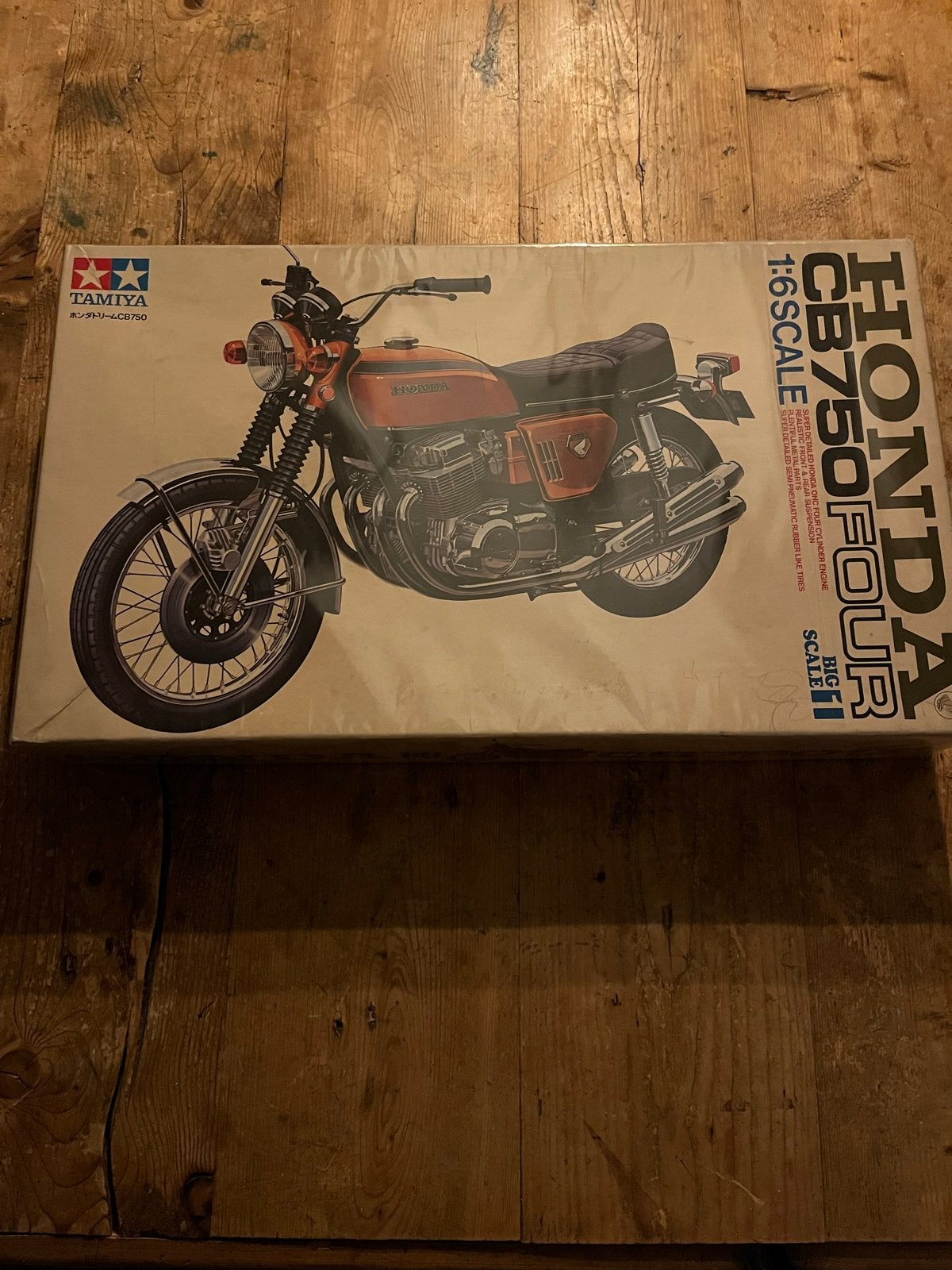 Tamiya Honda CB750Four 1:6 Schaal Modelbouwkit Nieuw, Nieuw, Ophalen of Verzenden, Tamiya, Groter dan 1:32