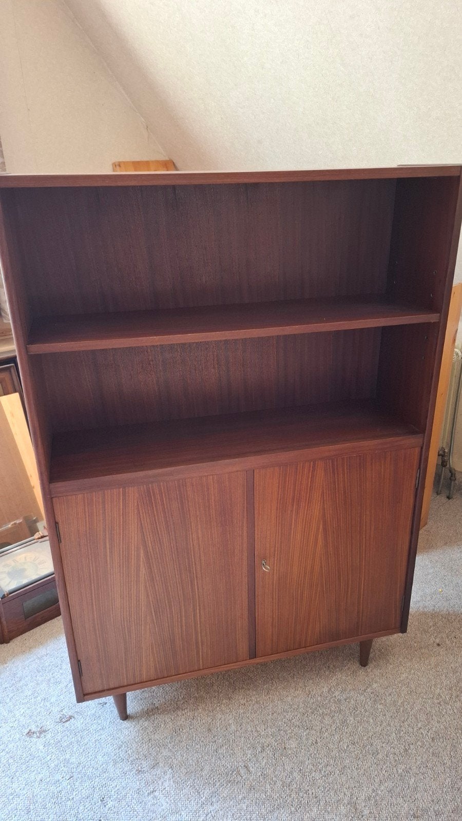 Vintage Boekenkast / Dressoir - 90x133x26 cm, Ophalen, Vintage, Mid-century modern, 100 tot 150 cm, 50 tot 100 cm