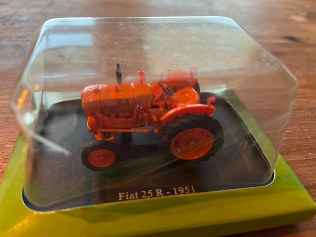 Fiat 25 R - 1951 model tractor, Ophalen of Verzenden, Zo goed als nieuw, Overige typen, Overige merken