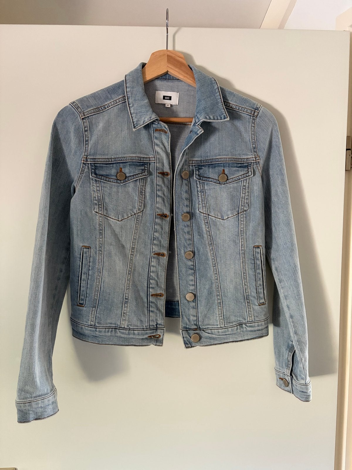 WE Fashion spijkerjas maat XS - Nieuw, Ophalen of Verzenden, Nieuw, Maat 34 (XS) of kleiner, Blauw
