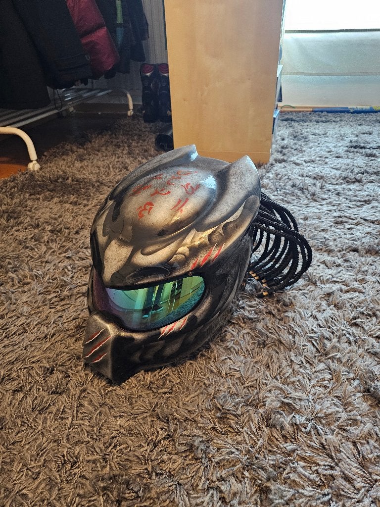 Predator prop/motorhelm, Ophalen, Zo goed als nieuw, Film, Foto of Kaart
