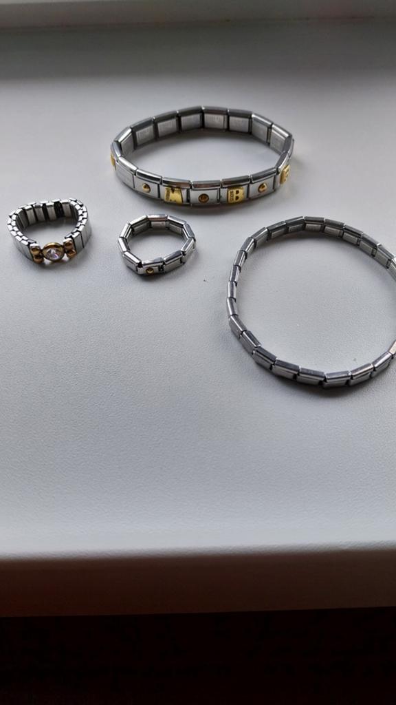 Te koop nomination  2 armbanden en 2 ringen, Sieraden, Tassen en Uiterlijk, Ophalen of Verzenden, Zo goed als nieuw, Dame, Goud