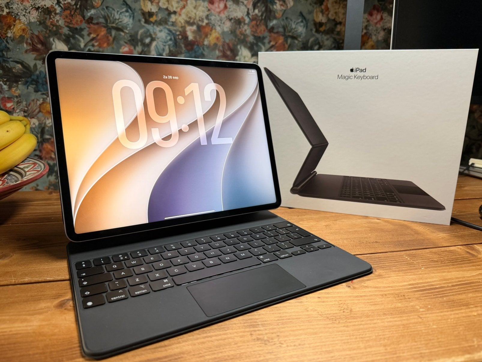 iPad Pro 12,9 inch M2 Wi-Fi & 5G  + Magic Keyboard 98% accu, Computers en Software, Ophalen, Zwart, 12 inch, Zo goed als nieuw