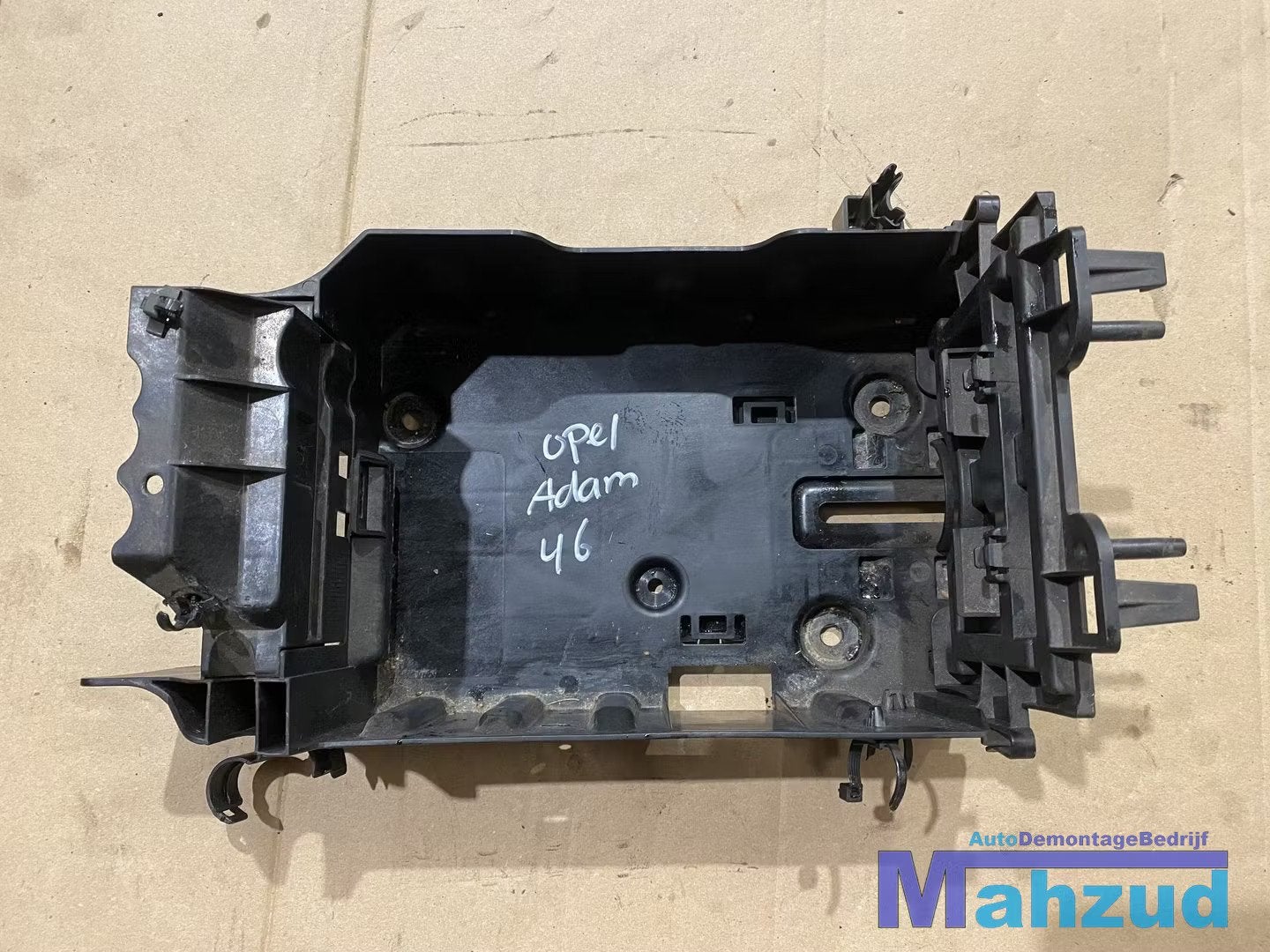 OPEL ADAM CORSA E 1.2 Accubak accuhouder 2012-2019, Auto-onderdelen, Accu's en Toebehoren, Gebruikt, Opel Automobile GmbH, Ophalen of Verzenden