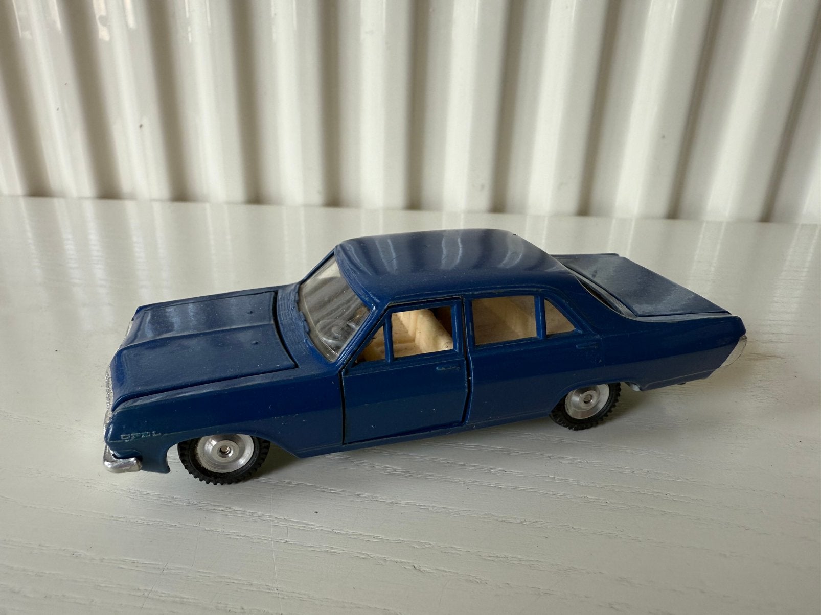 Opel Admiraal - GAMA mini-mod - schaal 1:45 - nr 971, Ophalen of Verzenden, Zo goed als nieuw, Auto