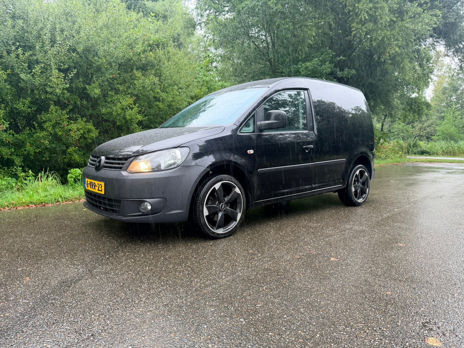 Volkswagen Caddy 1.6 D 75KW 2011 “DSG”, 1416 kg, 4 cilinders, 700 kg, Volkswagen