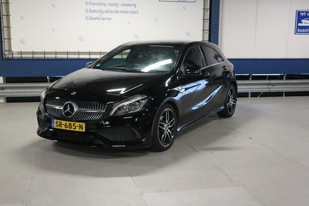 Mercedes-Benz A-klasse 160 Sport Edition CARPLAY/ NAP/ KEURI, Auto's, Mercedes-Benz, Voorwielaandrijving, Gebruikt, Euro 6, 4 cilinders