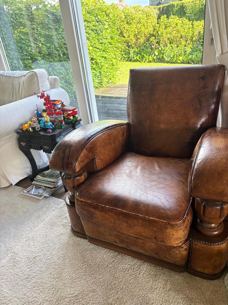 Leren leunstoel, Huis en Inrichting, Stoelen, Ophalen of Verzenden, Zo goed als nieuw, Bruin, Eén