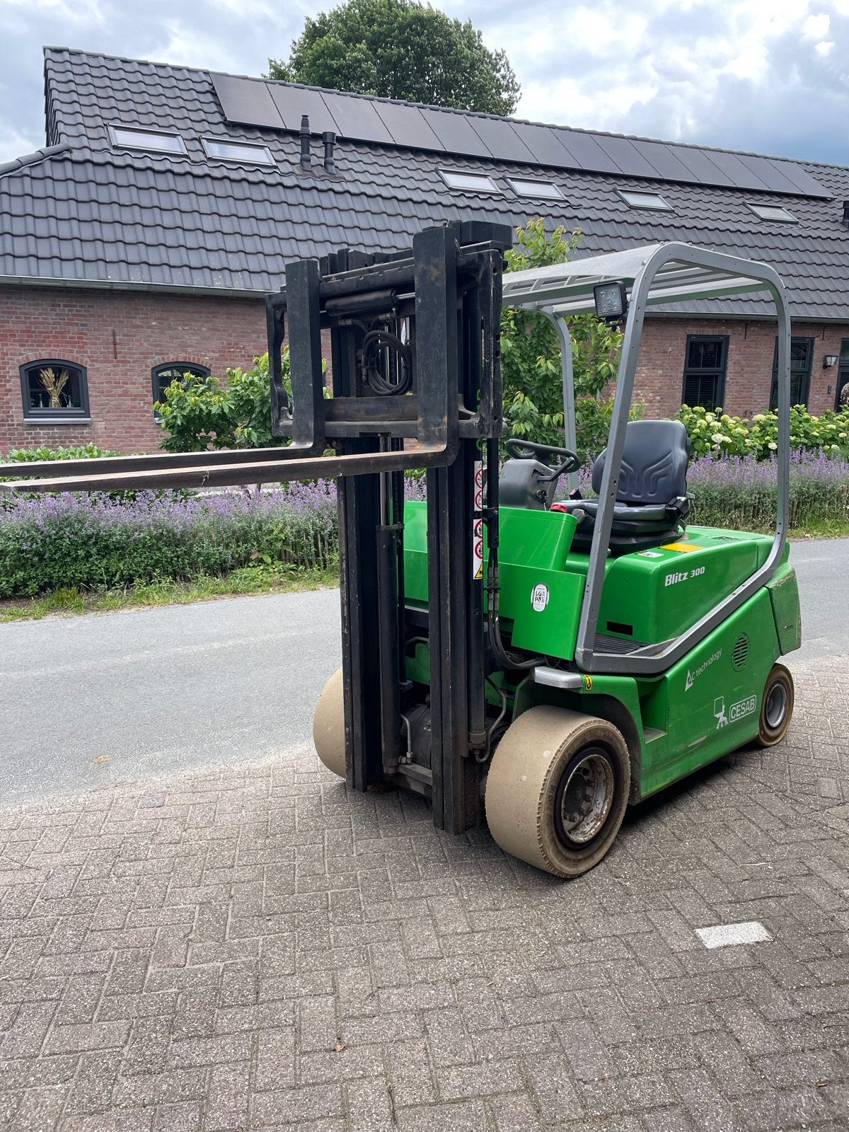 Cesab Blitz 300 AC Elektrische Heftruck - 3000 kg, Zakelijke goederen, Machines en Bouw | Heftrucks en Intern transport, 2000 tot 3000 kg