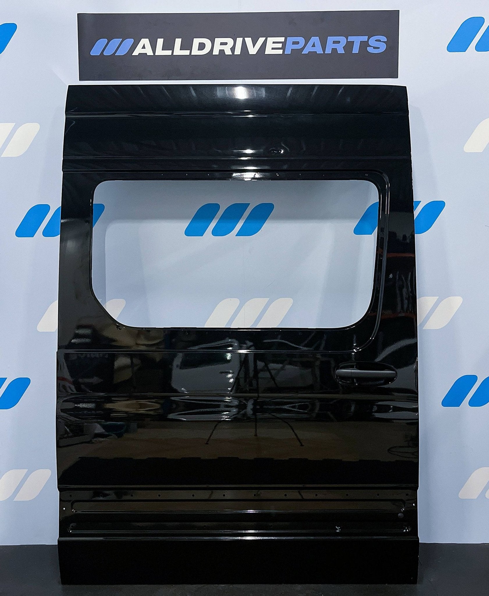 Mercedes Sprinter W907 Schuifdeur rechts zwart A9107308100, Auto-onderdelen, Carrosserie en Plaatwerk, Gebruikt, -, Deur, -