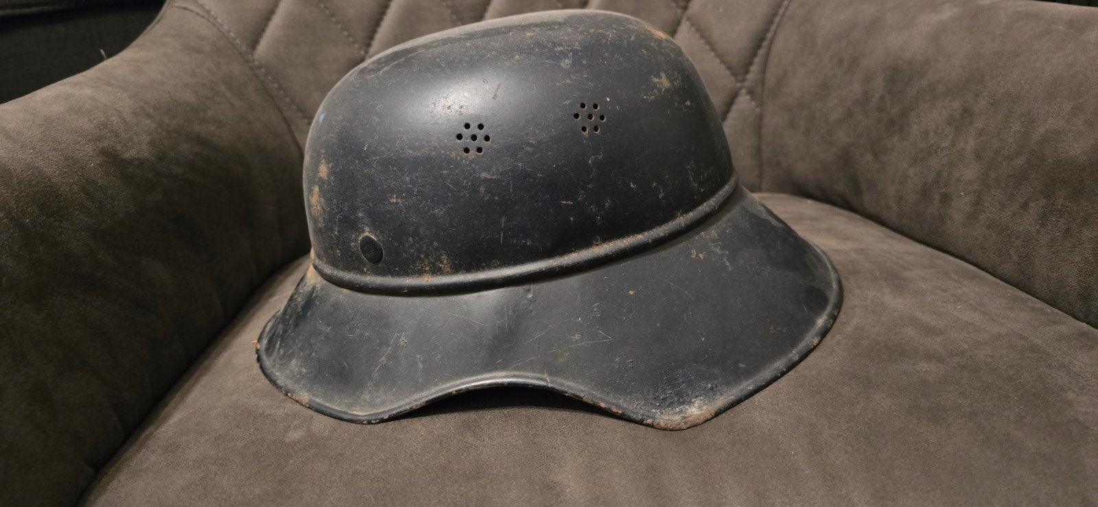Zeldzame Duitse WOII Luchtbeschermingshelm (Gladiator), Ophalen of Verzenden, Overige soorten, Duitsland, Helm of Baret