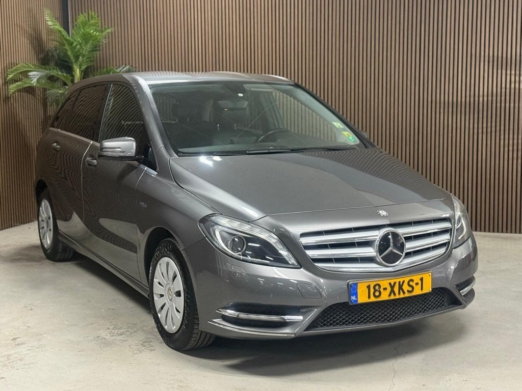 Mercedes-Benz B-Klasse 180 Ambition (bj 2012), Auto's, Voorwielaandrijving, Euro 5, Gebruikt, 1295 kg