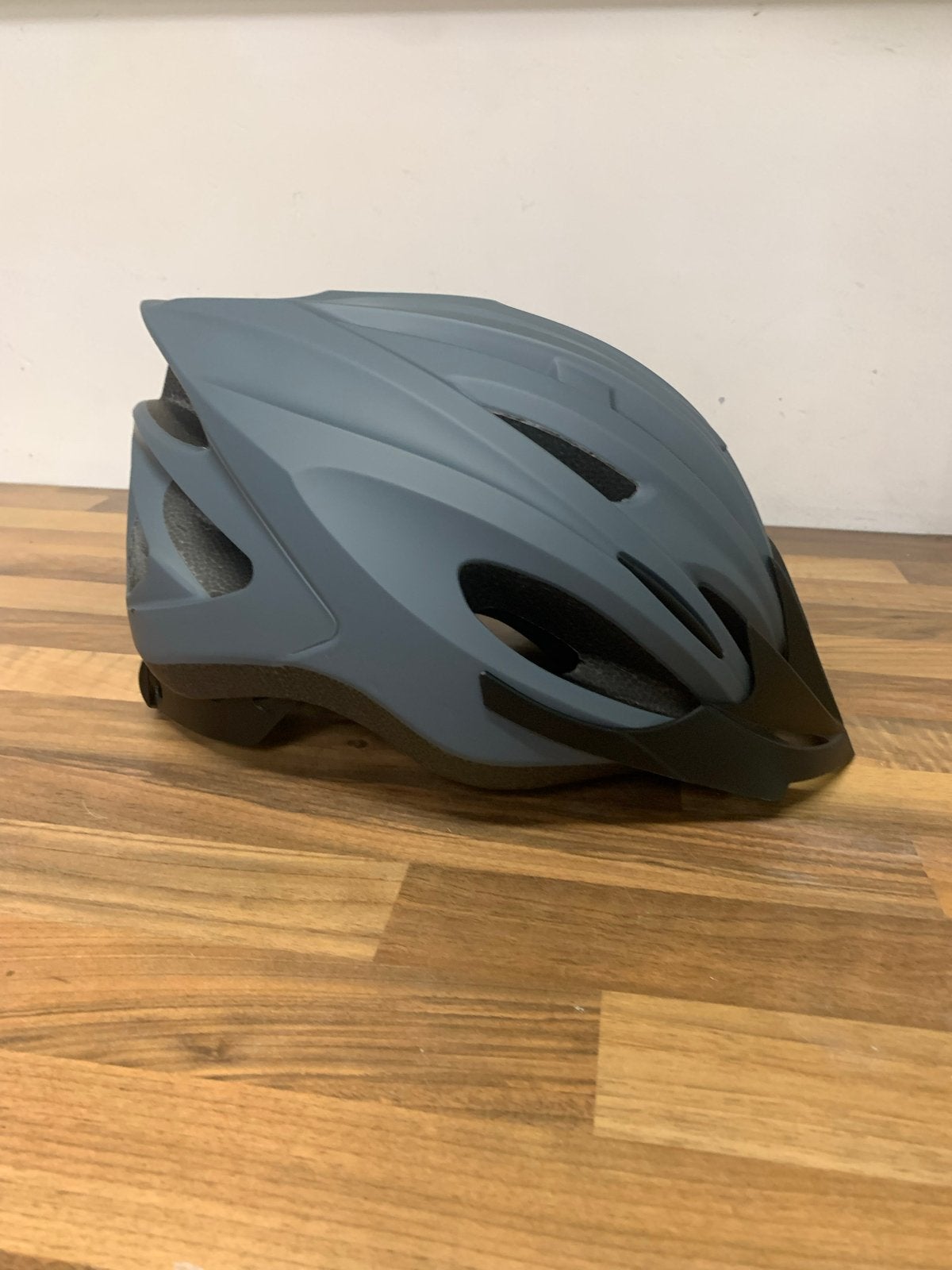 Bluetribe Fietshelm HB25 Maat M (55-58cm) - Zo goed als nieu, Fietsen en Brommers, Fietsaccessoires | Fietshelmen, Ophalen of Verzenden